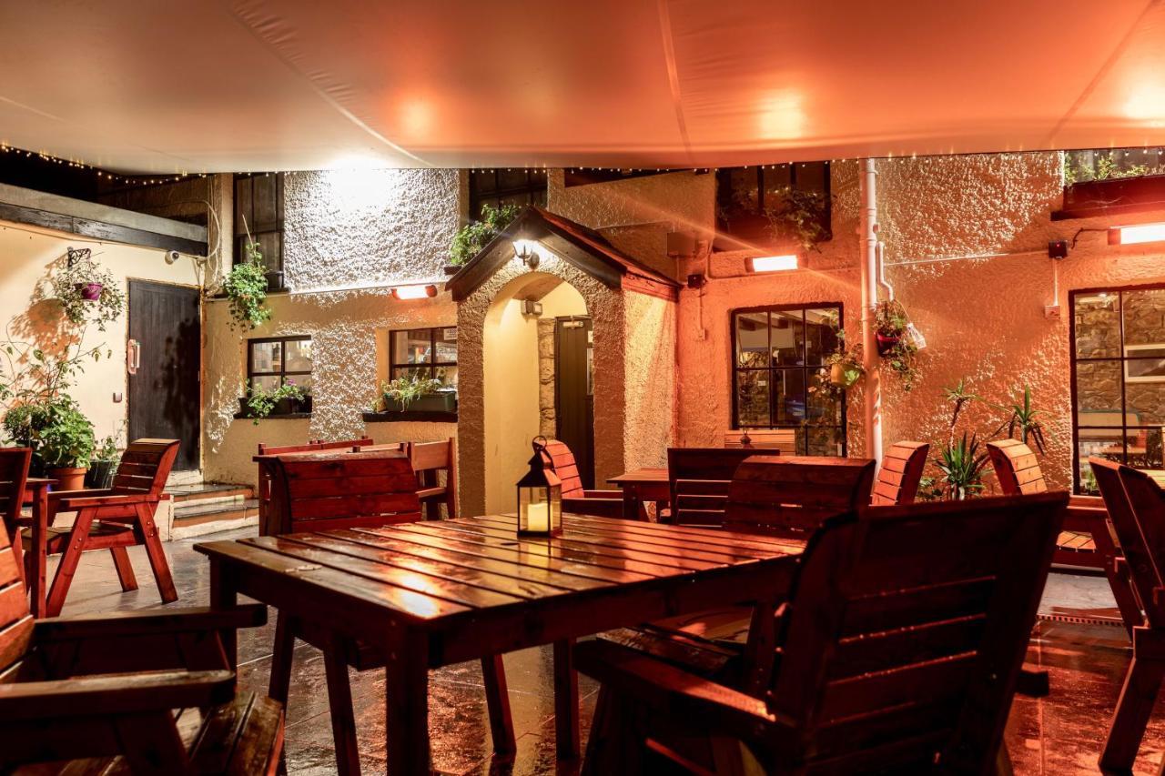 King'S Head Inn Llangennith Dış mekan fotoğraf